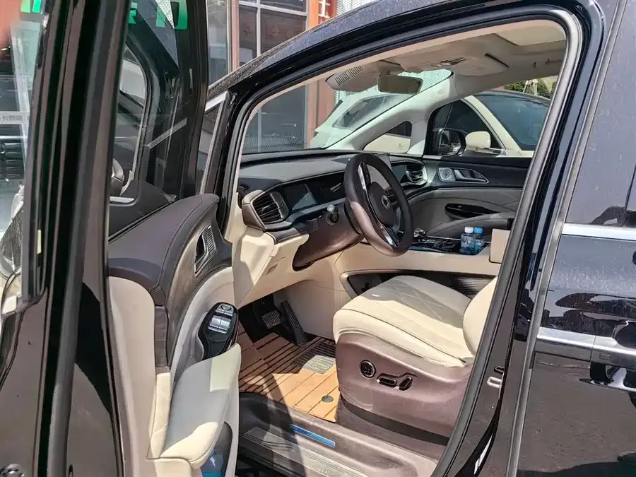 BYD D9 DENZA D9 2024 DM-i 1050 Premium Edition 2024 — миниатюра 2