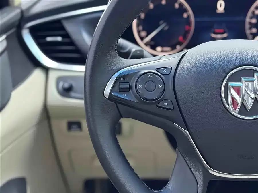 Buick GL8 2022 ES Lu Zun 653T Exclusive model 2022 — миниатюра 4