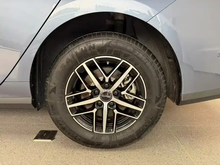 BYD seal 05 DM-i Seal 05 DM-i 2025 DM-i Intelligent Driving Edition 120KM Flagship Model 2025 — миниатюра 5