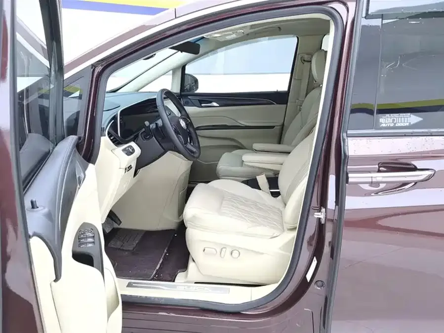 Buick GL8 2022 ES Lu Zun 653T Smart Flagship 2022 — миниатюра 3