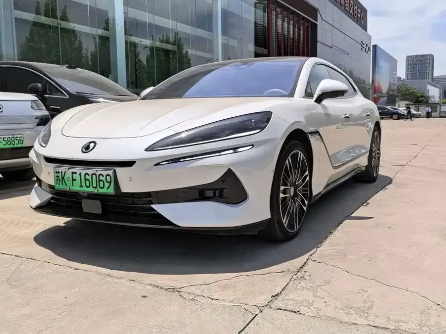 BYD Z9GT 2024