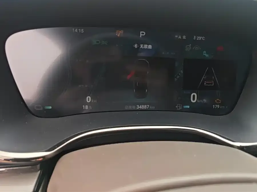 BYD Second-hand Han 2024 DM-i Honor Edition 121KM Premium Edition 2024 — миниатюра 4