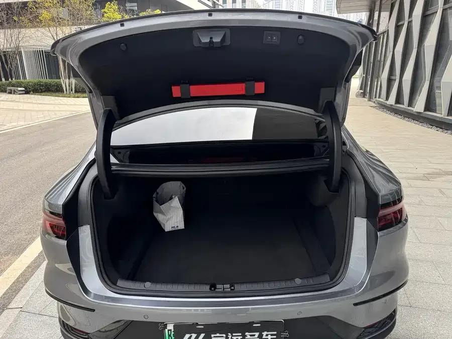 BYD Second-hand Han 2022 DM-i 121KM Premium Edition 2022 — миниатюра 5