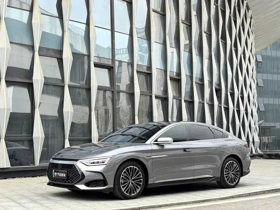 BYD Second-hand Han 2022 DM-i 121KM Premium Edition 2022 — фото 1, купить с доставкой в Москву