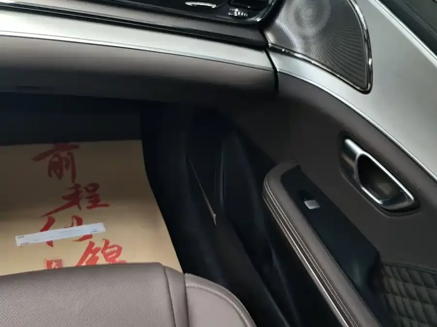 BYD Second-hand Han 2024 DM-i Honor Edition 121KM Elite 2024 — миниатюра 5