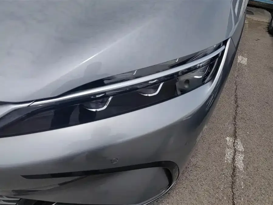 BYD Second-hand Han 2023 EV Champion Edition 605KM Front-wheel Drive Premium 2023 — миниатюра 5