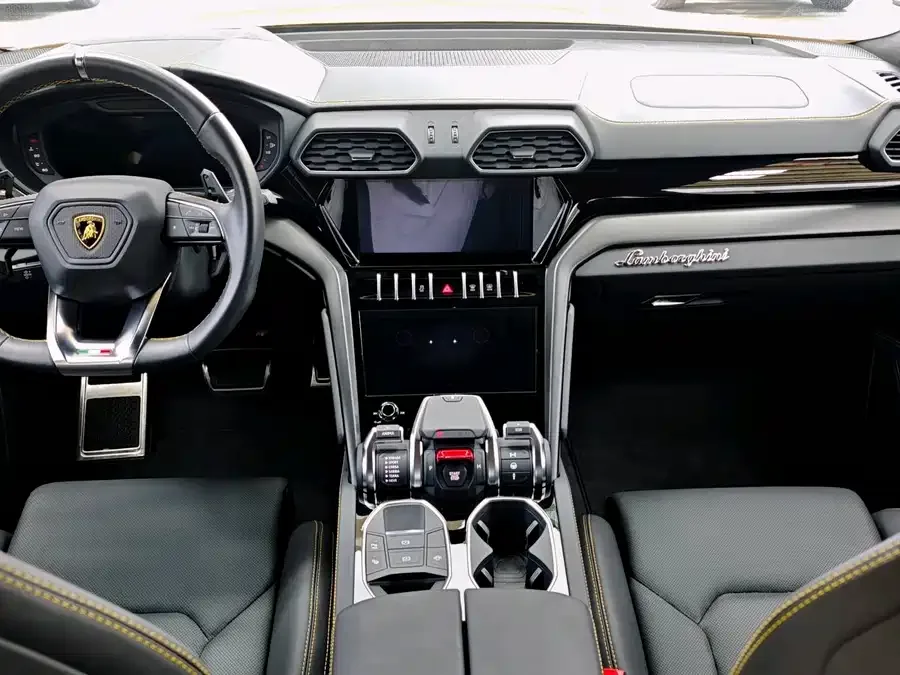 Lamborghini Urus Urus 2023 4.0T V8 S 2024 — миниатюра 3