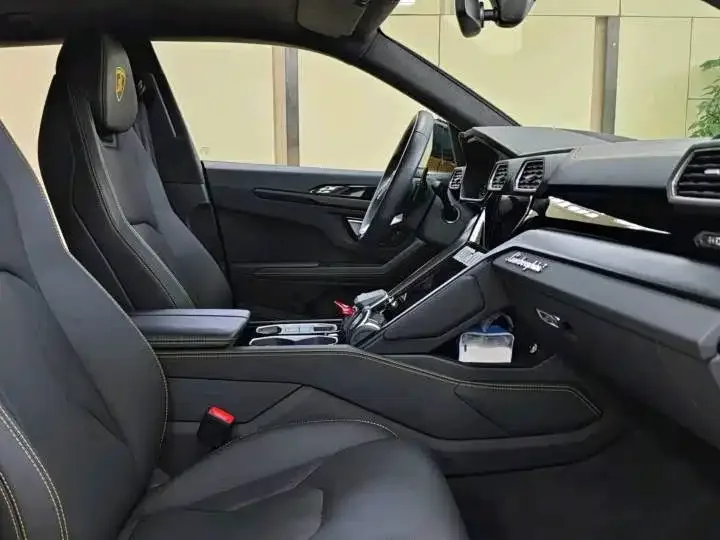 Lamborghini Urus Urus 2023 4.0T V8 S 2024 — миниатюра 5