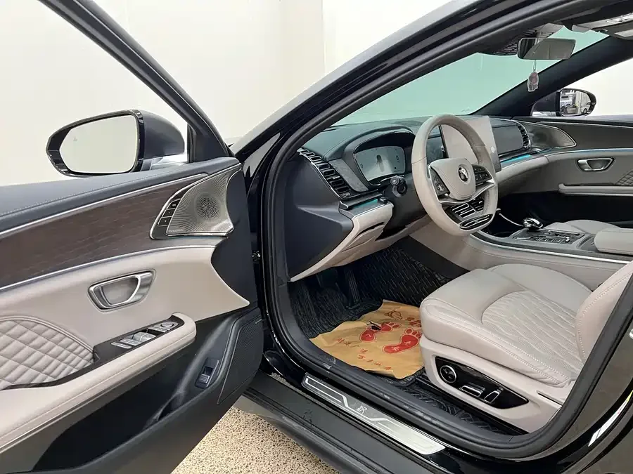 BYD Second-hand Han 2024 DM-i Honor Edition 121KM Premium Edition 2025 — миниатюра 4