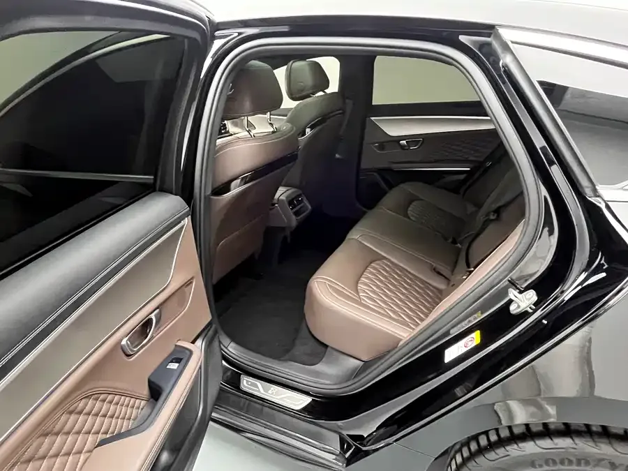 BYD Second-hand Han 2022 DM-i 121KM Premium Edition 2022 — миниатюра 5