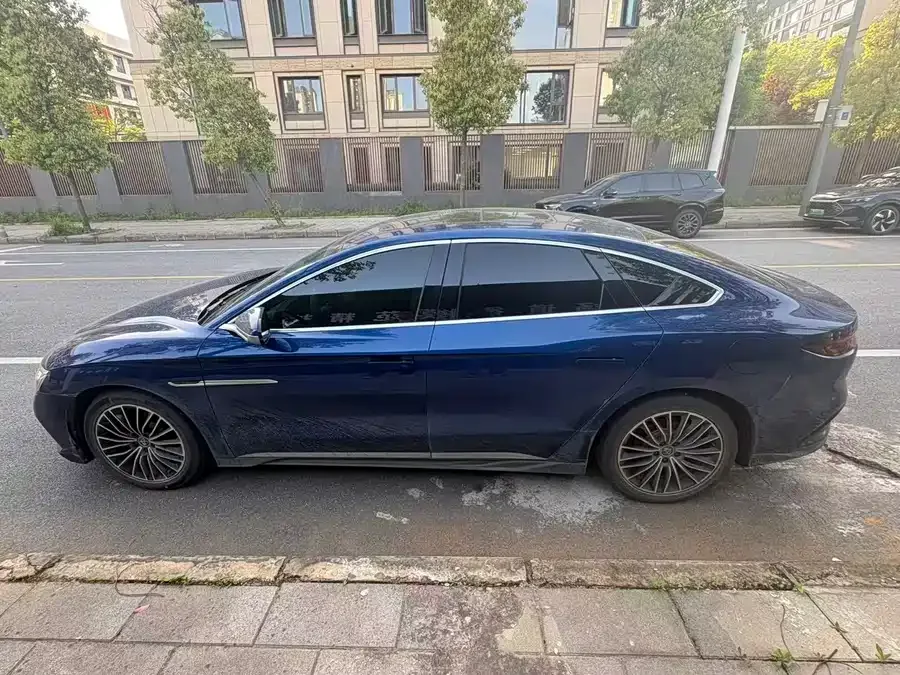 BYD Second-hand Han 2022 DM-i 121KM Premium Edition 2022 — миниатюра 5