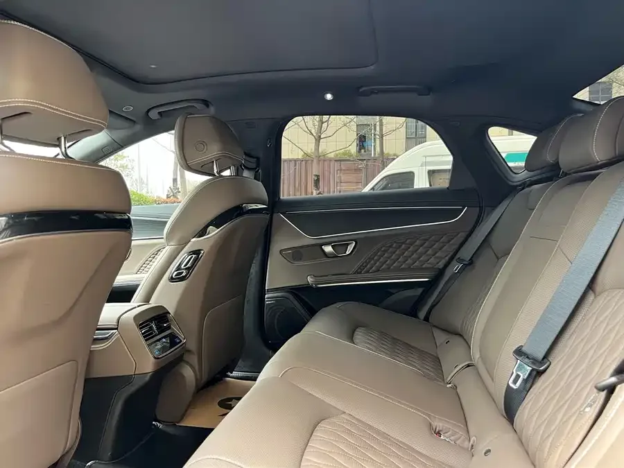 BYD Second-hand Han 2022 DM-i 121KM Premium Edition 2022 — миниатюра 2