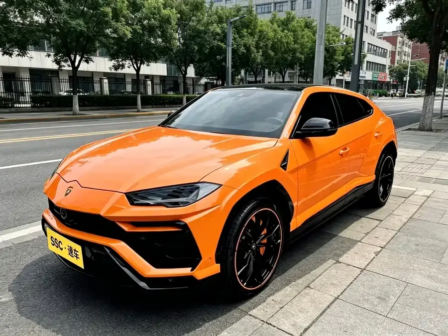 Lamborghini Urus 2023