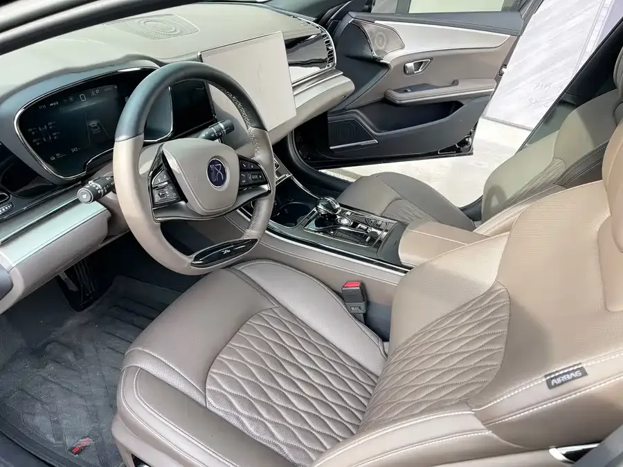 BYD Second-hand Han 2025 EV 506KM Premium Edition 2025 — миниатюра 3