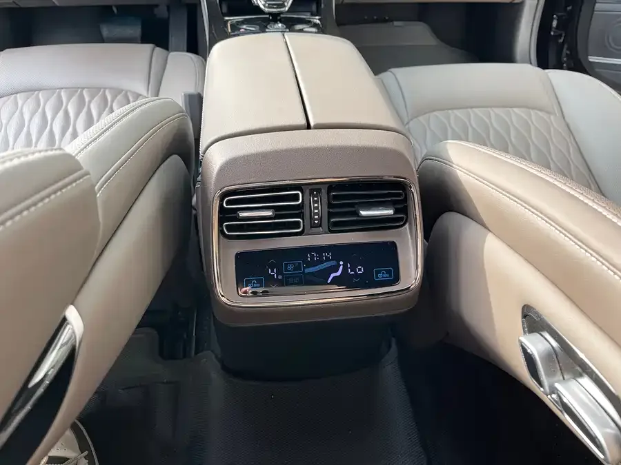 BYD Second-hand Han 2025 EV 506KM Premium Edition 2025 — миниатюра 4