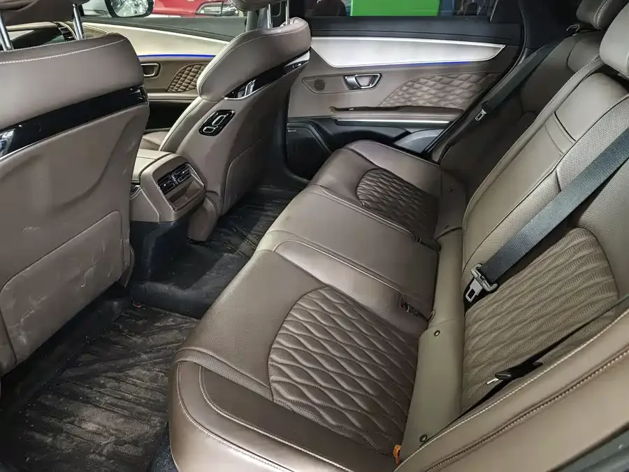 BYD Second-hand Han 2023 EV Champion Edition 605KM Front-wheel Drive Premium 2023 — миниатюра 2
