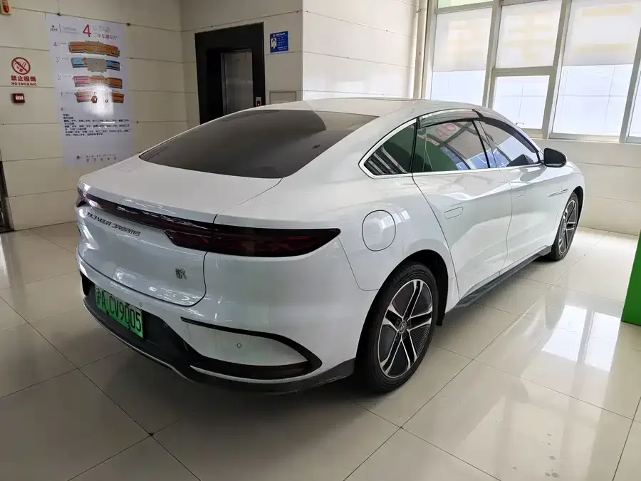 BYD Second-hand Han 2023 EV Champion Edition 605KM Front-wheel Drive Premium 2023 — миниатюра 3