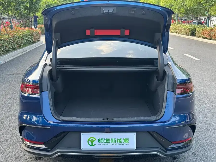 BYD Second-hand Han 2022 EV Genesis Edition 610KM 4WD Premium Edition 2022 — миниатюра 3