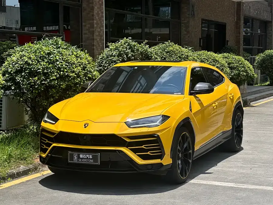 Lamborghini Urus 2022