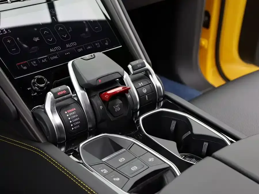 Lamborghini Urus Urus 2021 4.0T V8 2022 — миниатюра 3