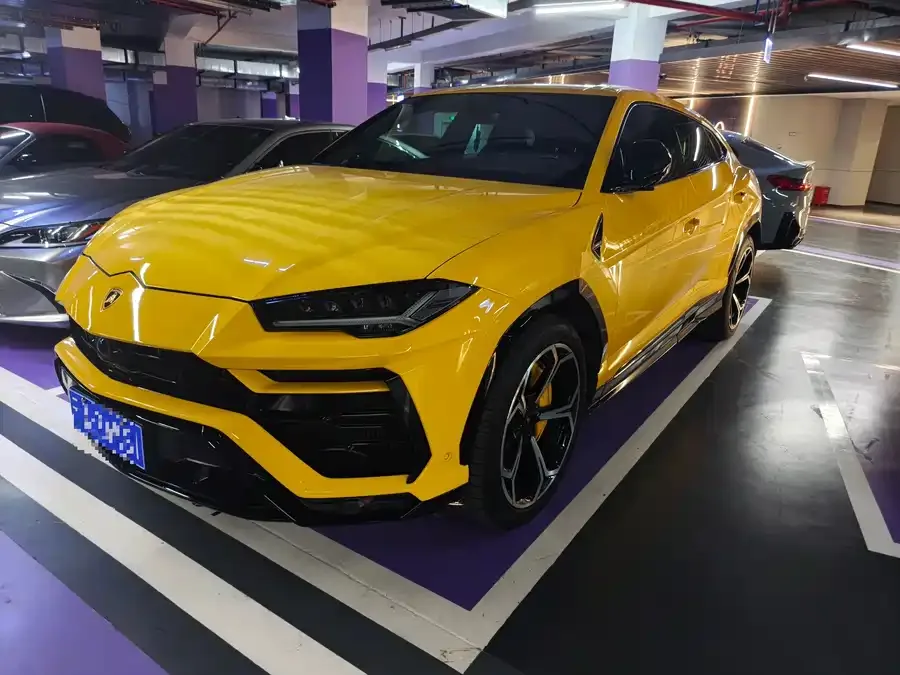 Lamborghini Urus 2022