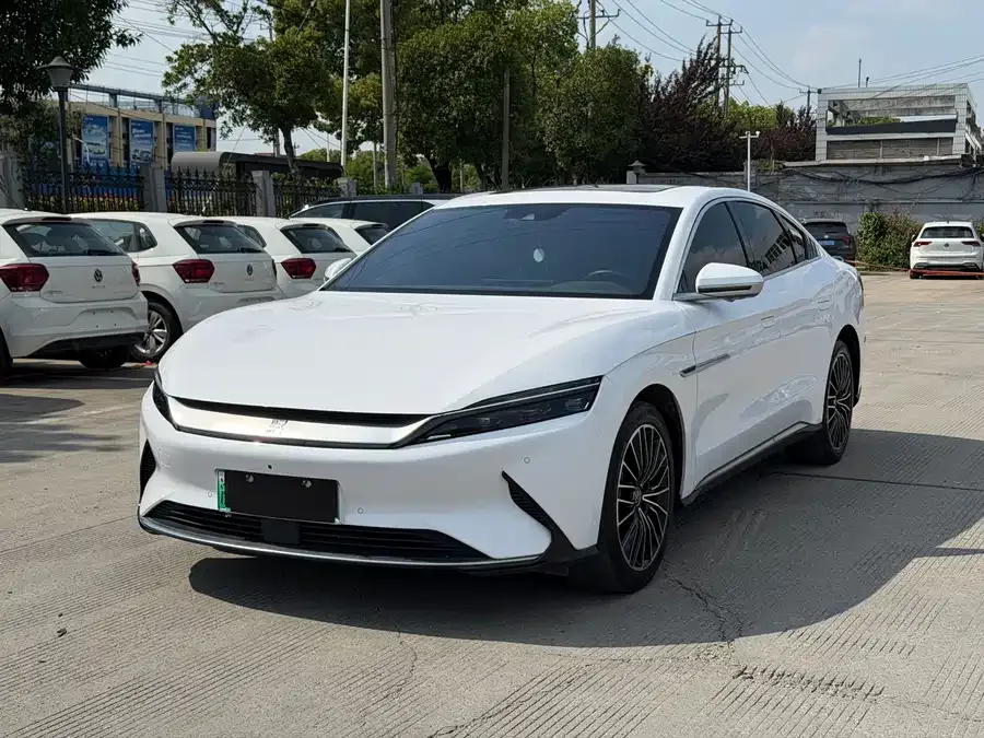 BYD Second-hand Han 2021 EV Standard Range Luxury Edition 2022 — фото 1, купить с доставкой в Москву