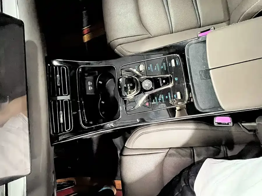 BYD Second-hand Han 2020 EV Super Long Range Luxury Edition 2022 — миниатюра 3