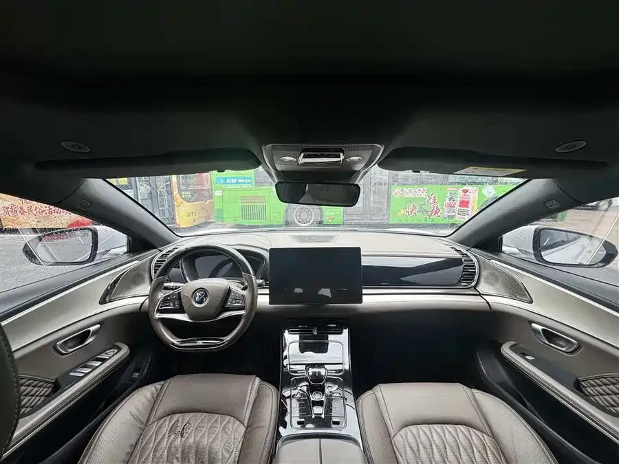 BYD Second-hand Han 2023 EV Champion Edition 605KM Front-wheel Drive Premium 2023 — миниатюра 2
