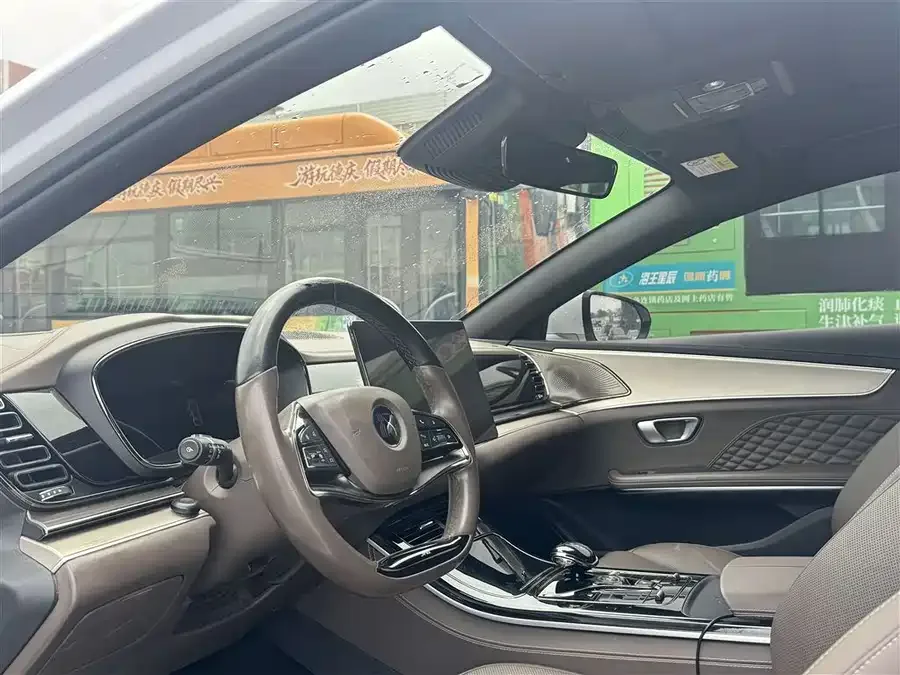 BYD Second-hand Han 2023 EV Champion Edition 605KM Front-wheel Drive Premium 2023 — миниатюра 4