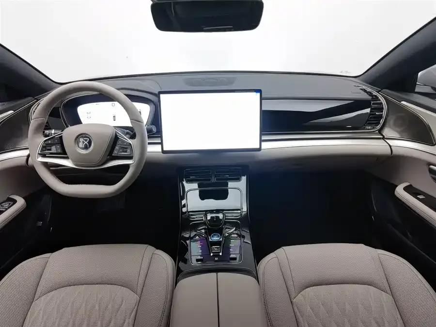 BYD Second-hand Han 2025 DM-i Intelligent Driving Edition 125KM Elite Edition 2025 — миниатюра 2