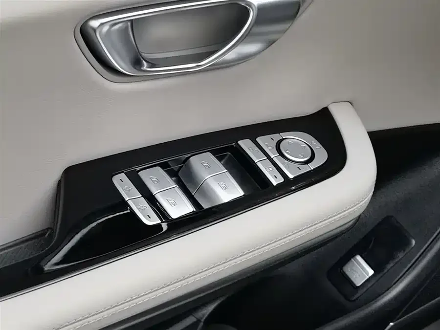 BYD Second-hand Han 2025 DM-i Intelligent Driving Edition 125KM Elite Edition 2025 — миниатюра 3