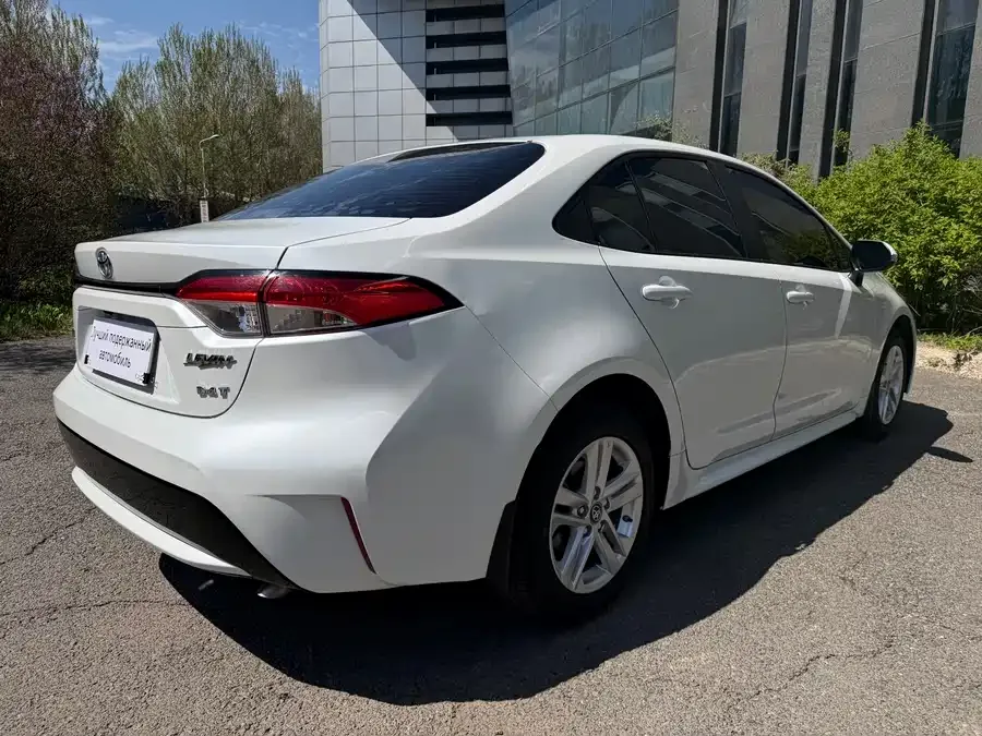 Toyota Levin 2022 Lelink 185T CVT Luxury Edition 2022 — миниатюра 2