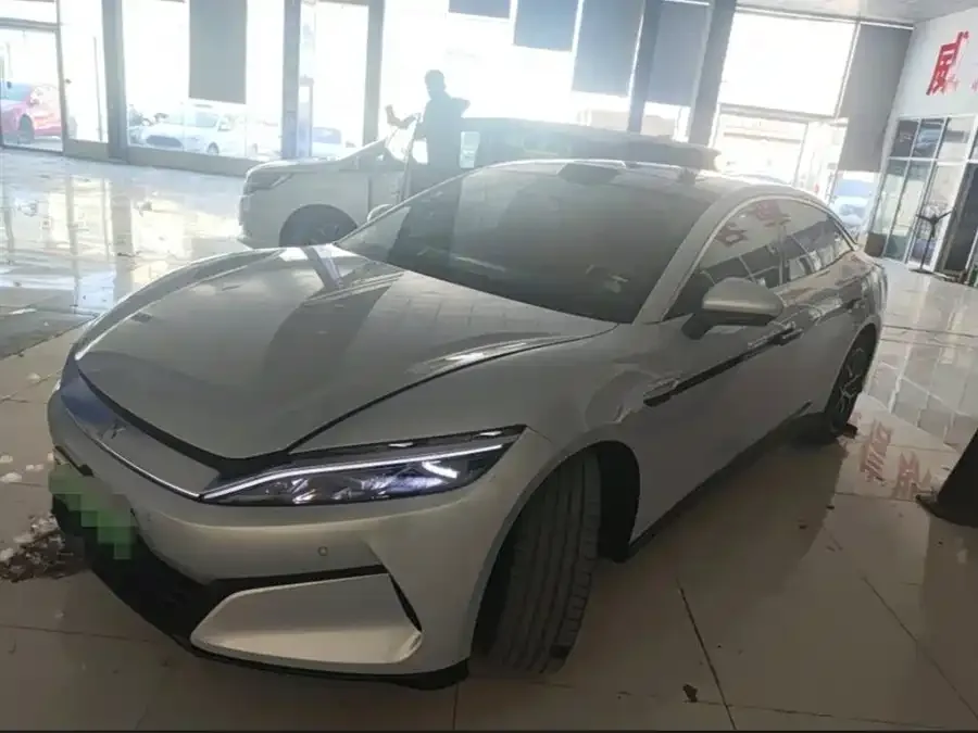 BYD Han L 2025