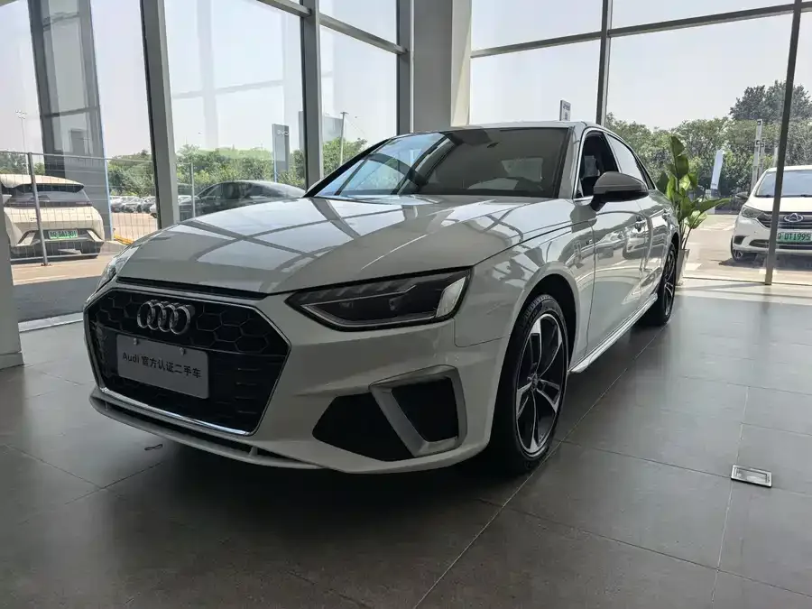 Audi a4 l 2024