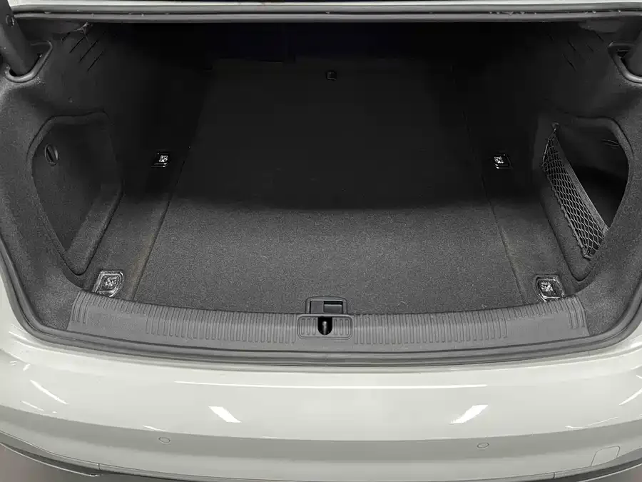 Audi a4 l 2022 40 TFSI Fashion Dynamic Edition 2022 — миниатюра 3