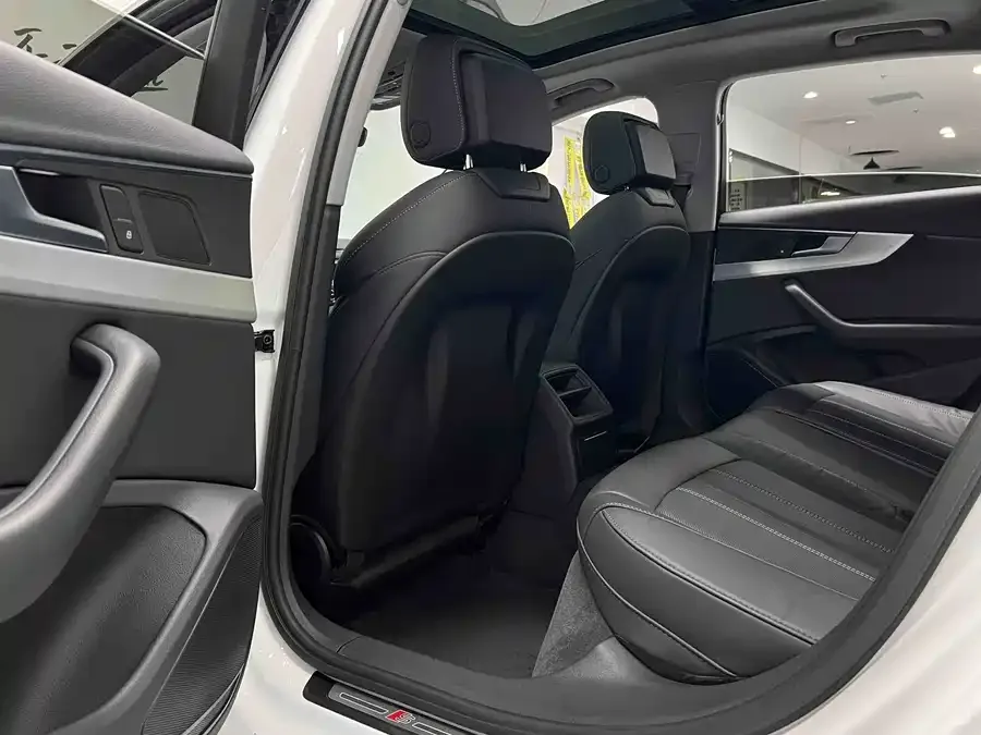 Audi a4 l 2022 40 TFSI Fashion Dynamic Edition 2022 — миниатюра 5