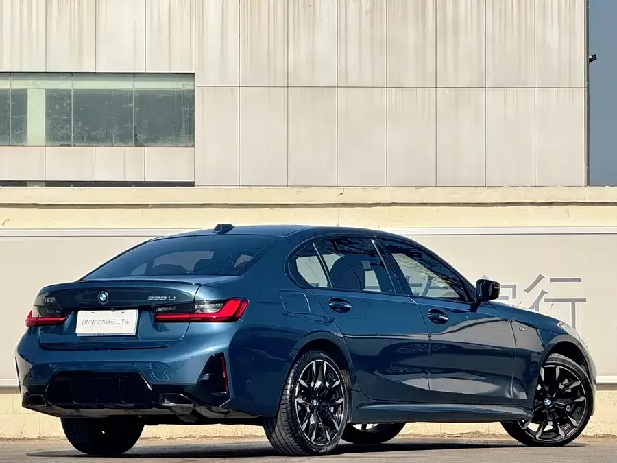BMW 3 Series BMW 3 Series 2025 330Li Exclusive M Sport Night Edition 2024 — миниатюра 2