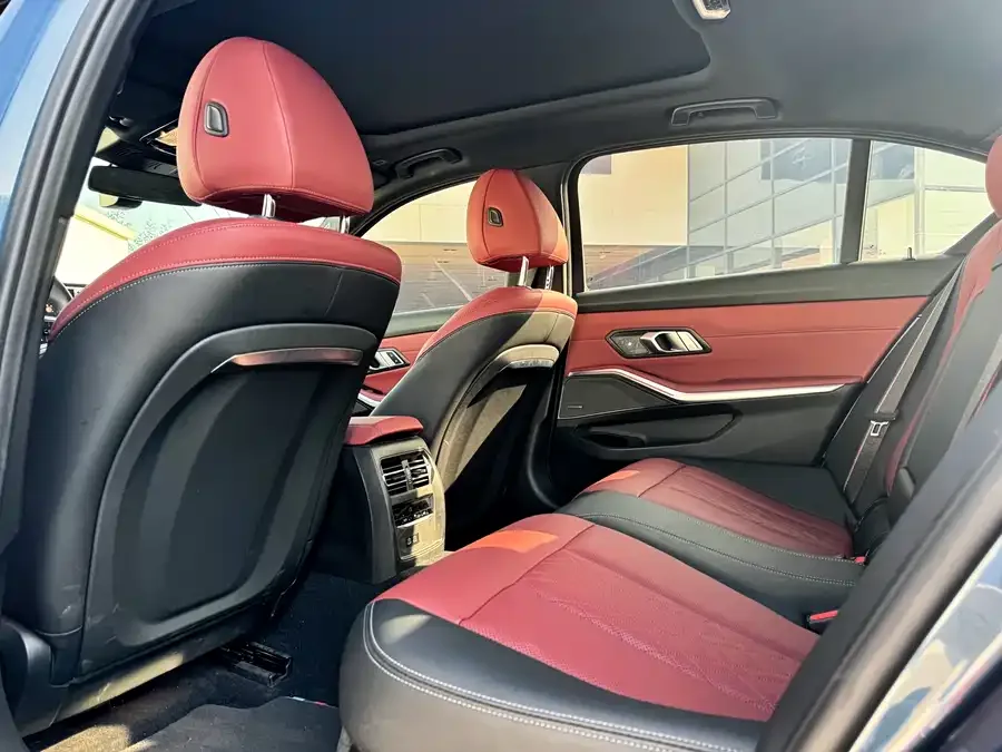 BMW 3 Series BMW 3 Series 2025 330Li Exclusive M Sport Night Edition 2024 — миниатюра 5