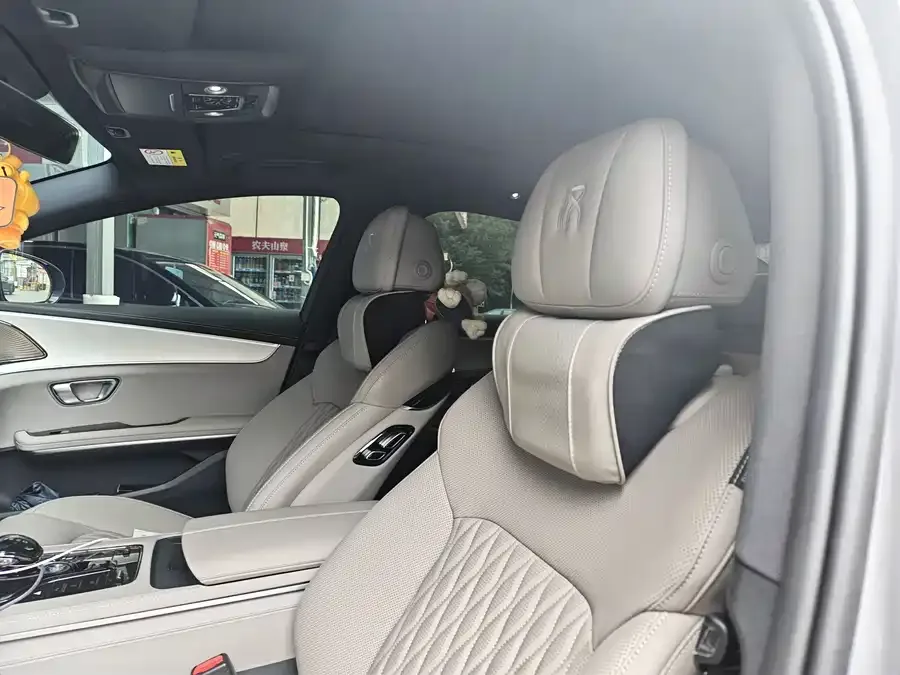 BYD Second-hand Han 2025 DM-i 125KM Elite 2025 — миниатюра 3