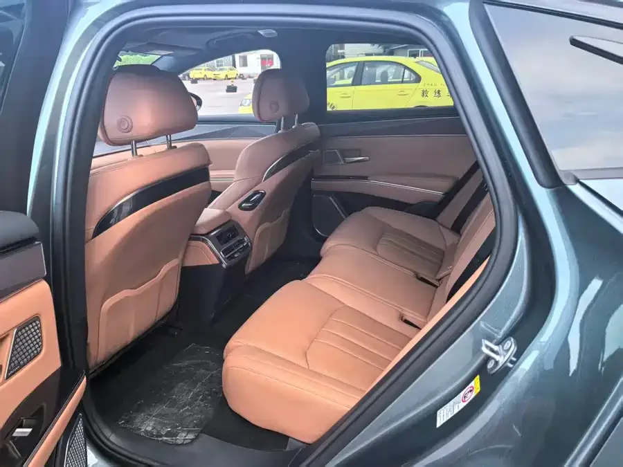 BYD Han L Han L 2025 DM-p 4WD LiDAR Flagship Model 2025 — миниатюра 2