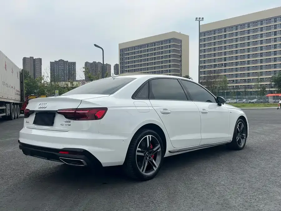 Audi a4 l 2023 40 TFSI luxury and dynamic model 2023 — миниатюра 2