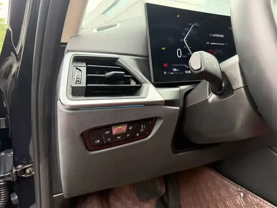 BMW 3 Series BMW 3 Series 2023 325Li M Sport Package 2023 — миниатюра 3