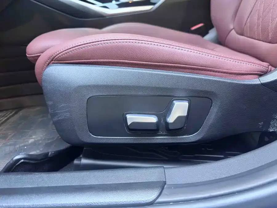 BMW 3 Series BMW 3 Series 2023 320Li M Sport Package 2023 — миниатюра 4