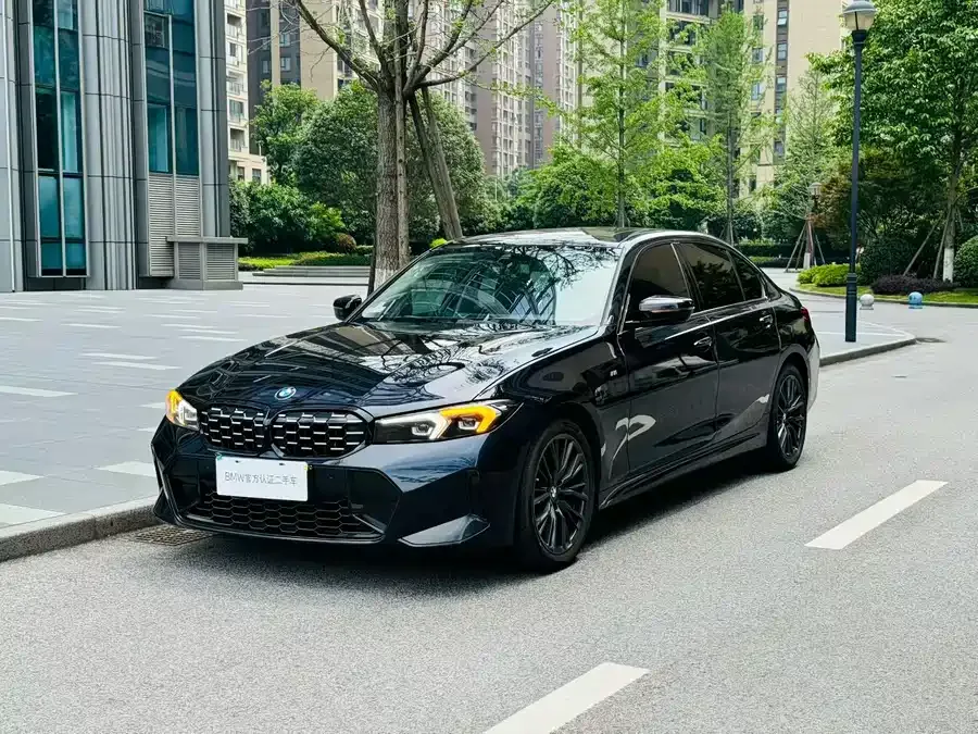 BMW 3 Series 2023