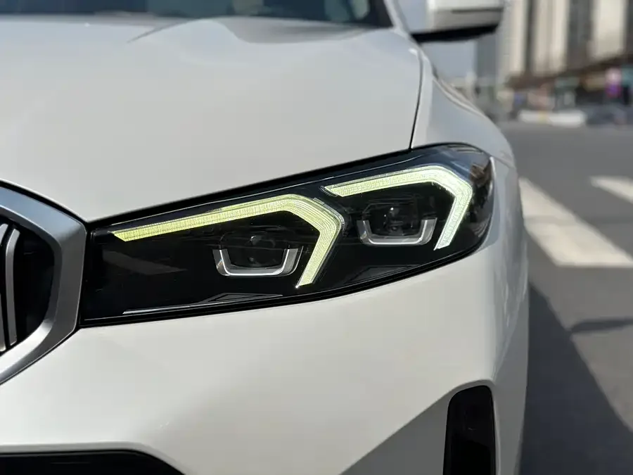 BMW 3 Series BMW 3 Series 2024 320Li M Sport Package 2024 — миниатюра 5