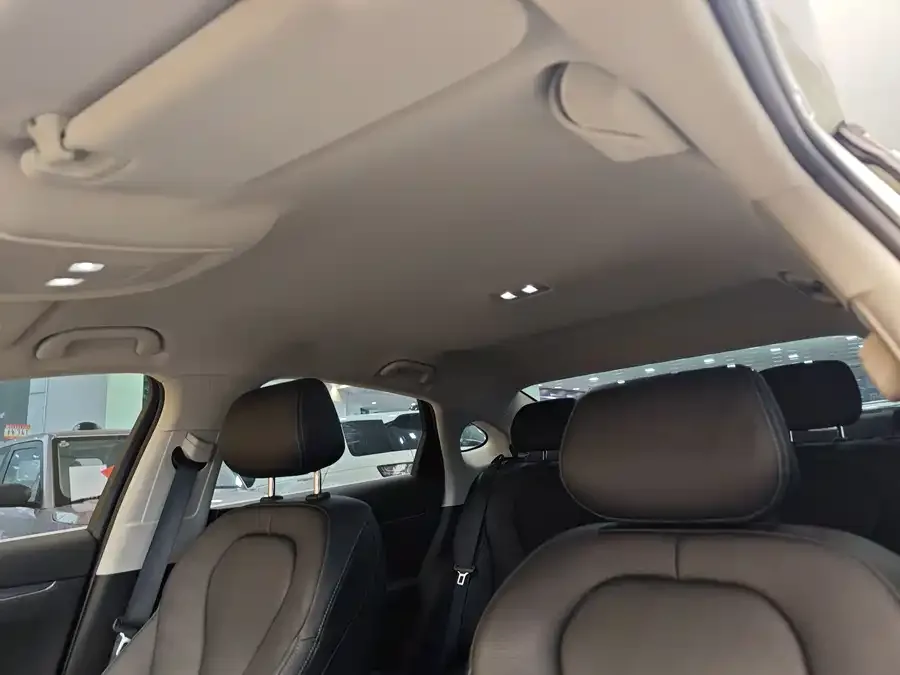 BYD Seal 06 Seal 06 2026 DM-i Super Enjoy Edition 128KM Luxury Edition 2026 — миниатюра 4