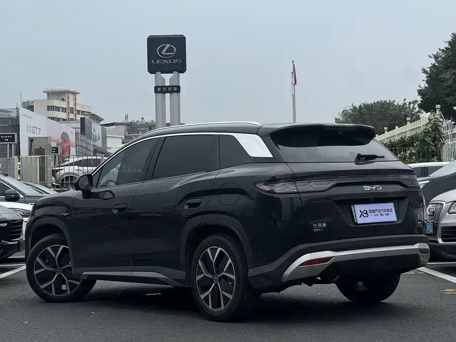 BYD Song L DM-i Song L DM-i 2026 200KM Super Edition 2026 — миниатюра 2