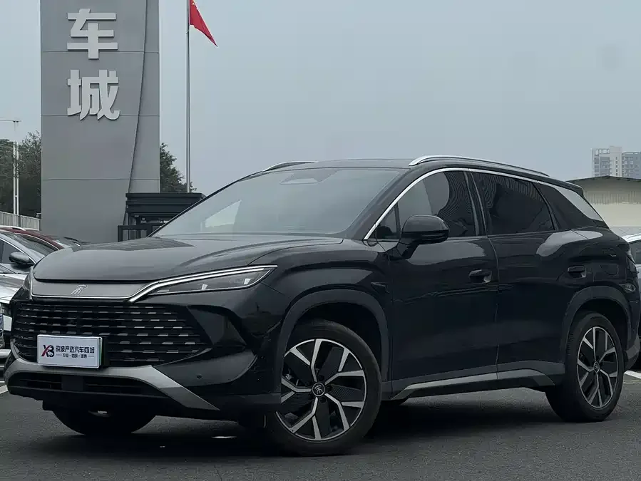 BYD Song L DM-i Song L DM-i 2026 200KM Super Edition 2026 — фото 1, купить с доставкой в Москву