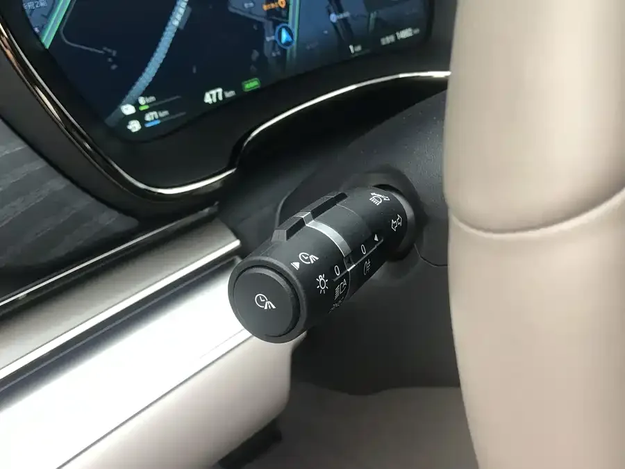 BYD Second-hand Han 2025 DM-i Intelligent Driving Edition 125KM Elite Edition 2025 — миниатюра 3