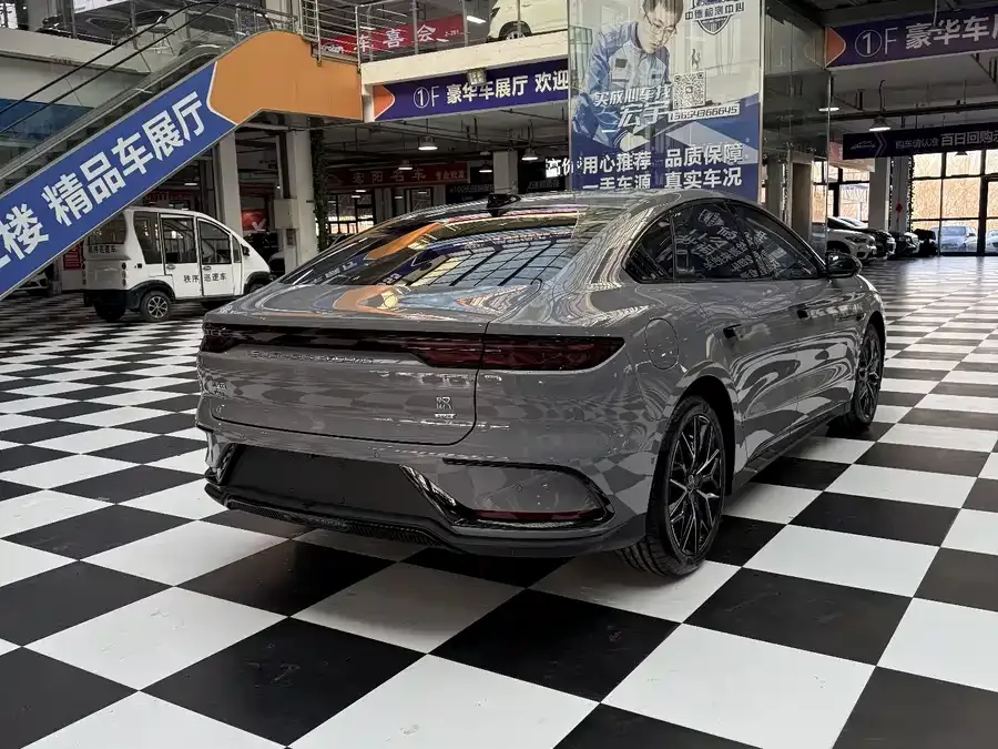 BYD Second-hand Han 2025 DM-i 125KM Premium Edition 2024 — миниатюра 4